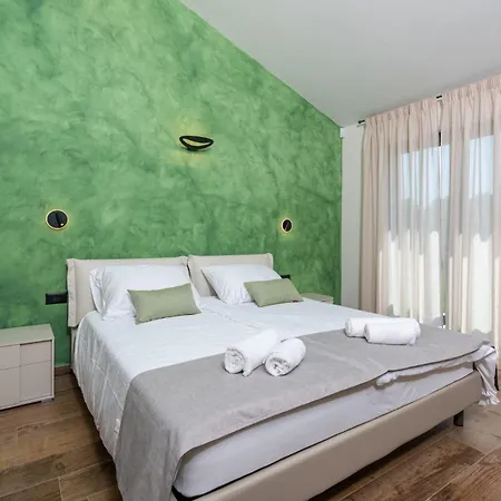 Frida In Vizinada, Porec By Istrabook Villa Vranje Selo