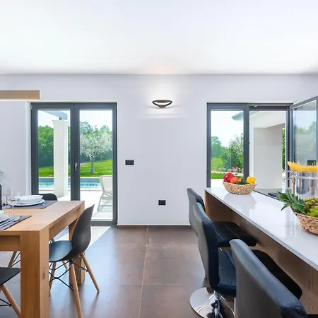 Frida In Vizinada, Porec By Istrabook * Vranje Selo