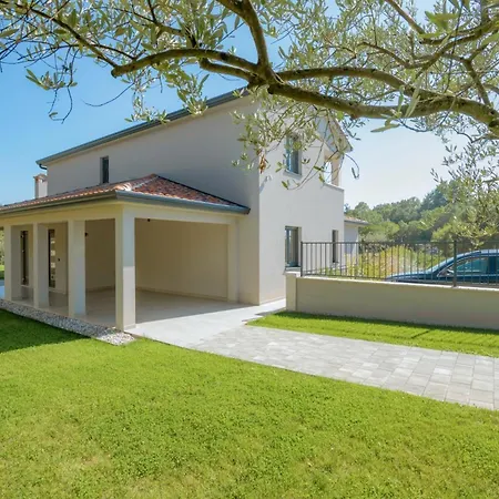 Frida In Vizinada, Porec By Istrabook *