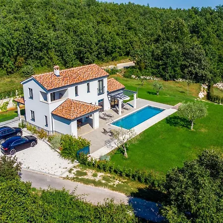 Villa Frida In Vizinada, Porec By Istrabook *