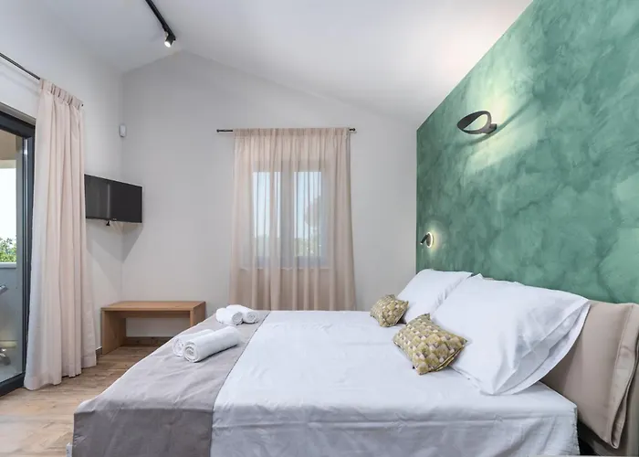 Frida In Vizinada, Porec By Istrabook Villa Vranje Selo