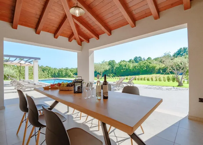 Villa Frida In Vizinada, Porec By Istrabook